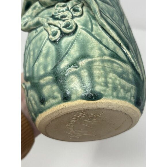 Handmade Art Pottery Green Lizard Mug Unique Ceramic Coffee Cup - Picture 10 of 13